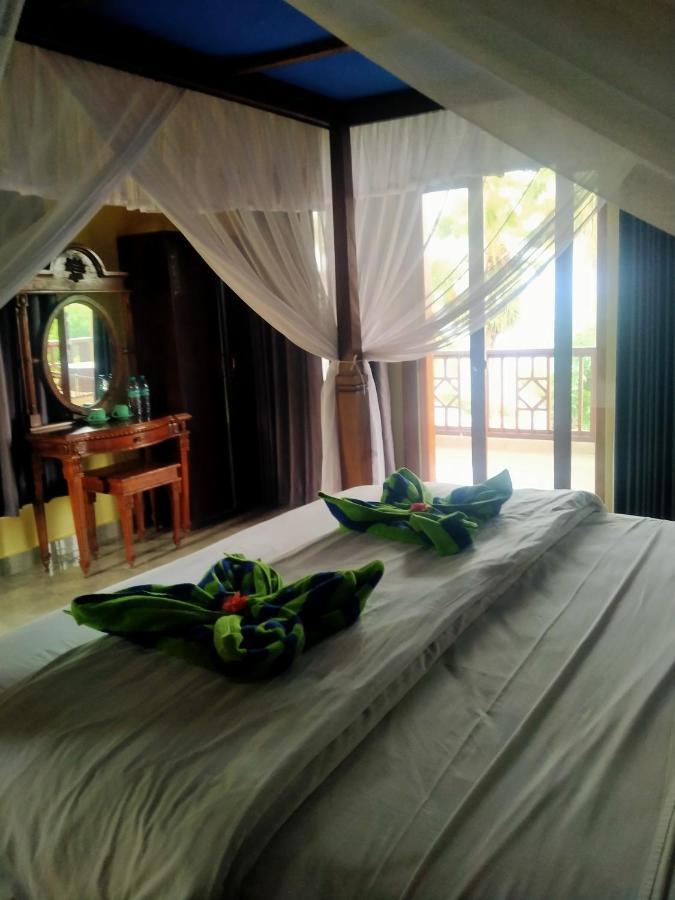 Coral Bay Bungalows Amed Esterno foto