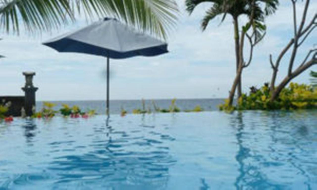 Coral Bay Bungalows Amed Esterno foto